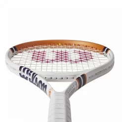 Raquette Wilson Clash 100 V2 Roland Garros 2023 (295g) -Tennis Soldes Magasin raquette wilson clash 100 v2 roland garros 2023 295g 3