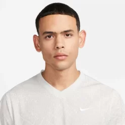 T-Shirt Nike Court Dri-FIT Victory Gris 6 T-Shirt Nike Court Dri-FIT Victory Gris -Tennis Soldes Magasin t shirt nike court dri fit victory gris 2