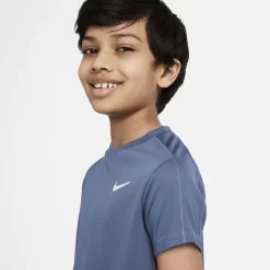 T-Shirt Nike Junior Dri-Fit Victory Bleu Gris 8 T-Shirt Nike Junior Dri-Fit Victory Bleu Gris -Tennis Soldes Magasin t shirt nike junior dri fit victory bleu gris 3